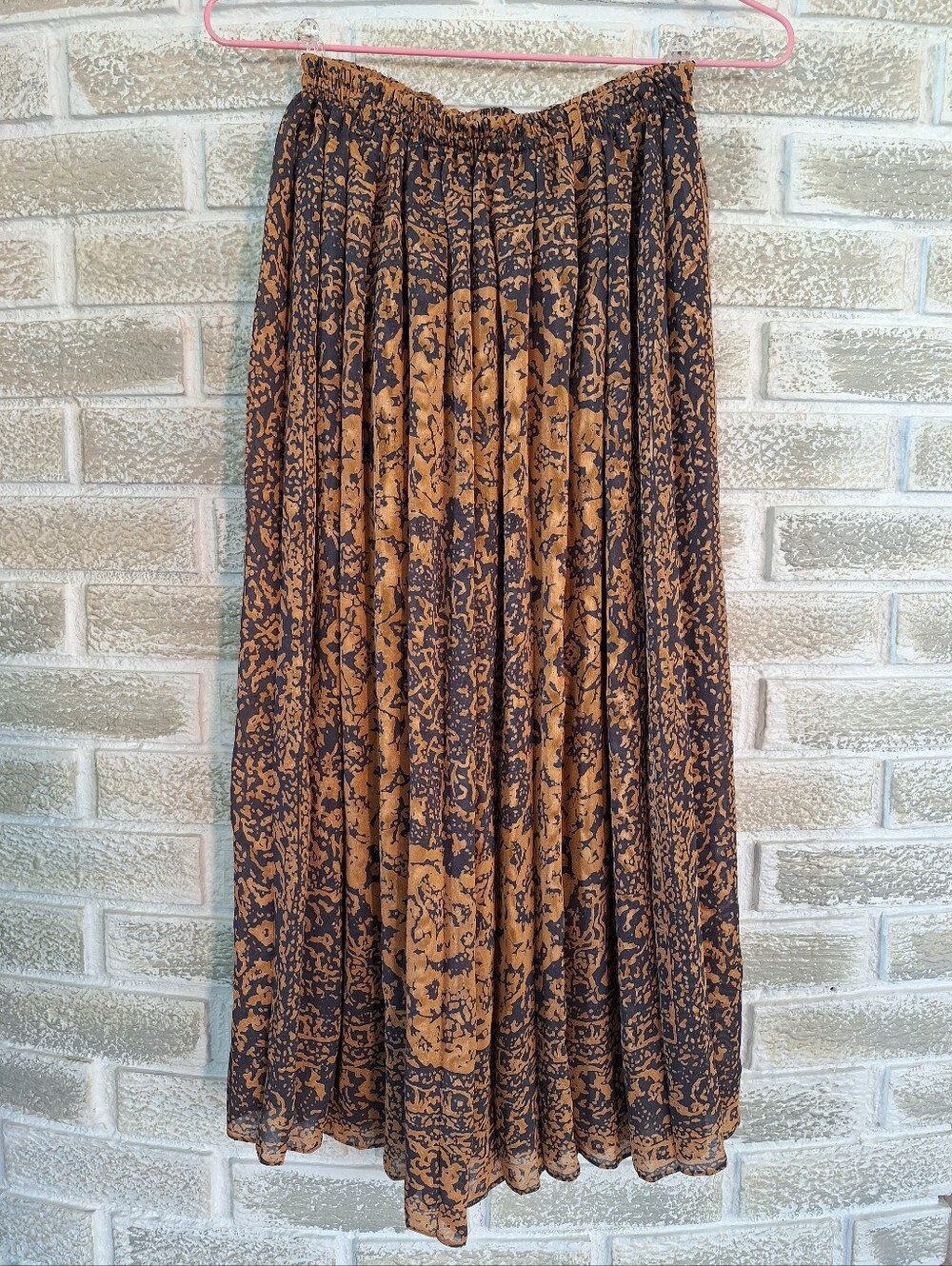 Vintage Pleated Midi Skirt - Authentic Vintage Skirt - Womens XS Retro 70s Boho